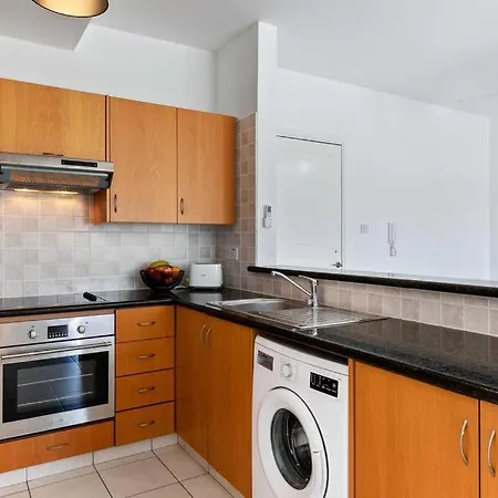 Penthouse Carina * פאפוס