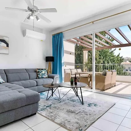 Penthouse Carina דירה *