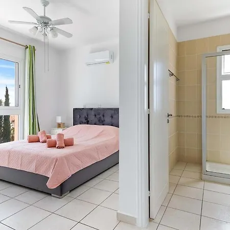 Penthouse Carina
