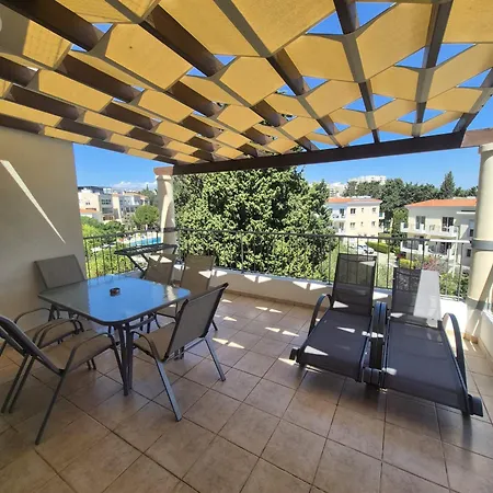 公寓 Penthouse Carina Paphos