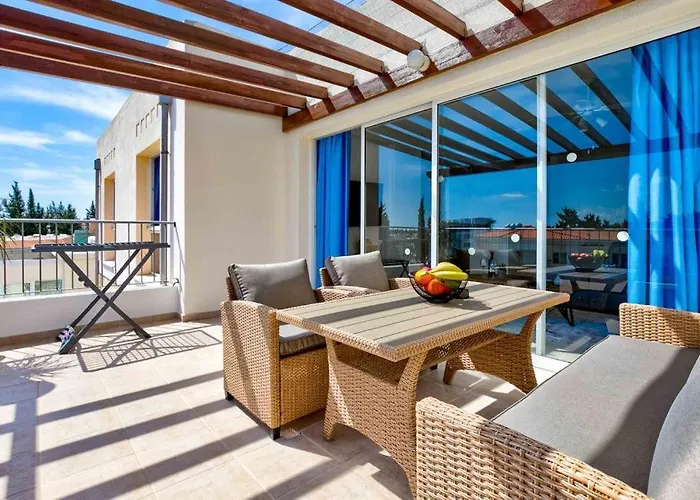 Penthouse Carina Apartmán *